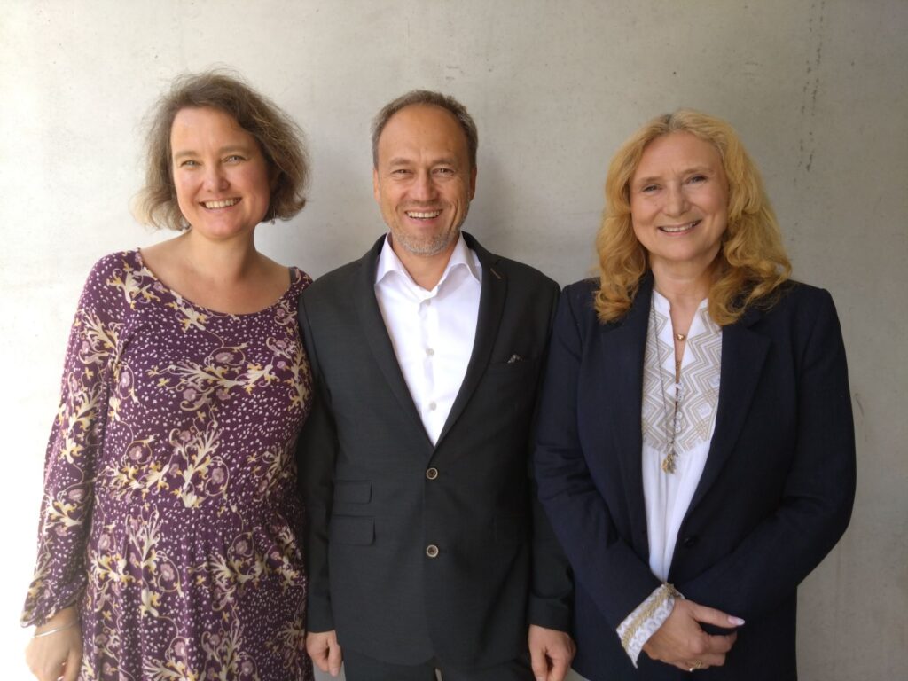 Juni R. Høiseth, Petter Viksveen og Anita Salomonsen