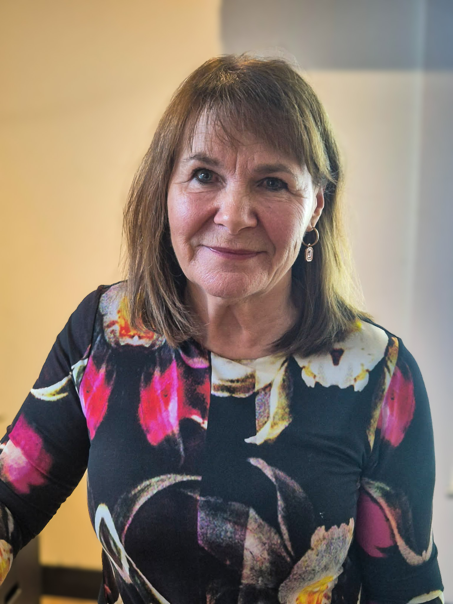 Katie Wikstrøm på fagsamling hos RVTS i november. Der snakket hun blant annet om de nasjonale faglige rådene for brukermedvirkning, som Helsedirektoratet lanserte våren 2025. 